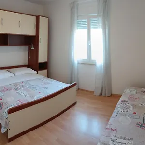  Apartment Oaza Regi Kroatien